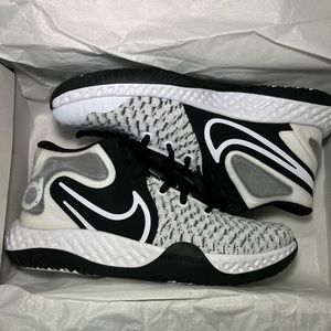 Nike KD Trey 5 VIII ~ BRAND NEW